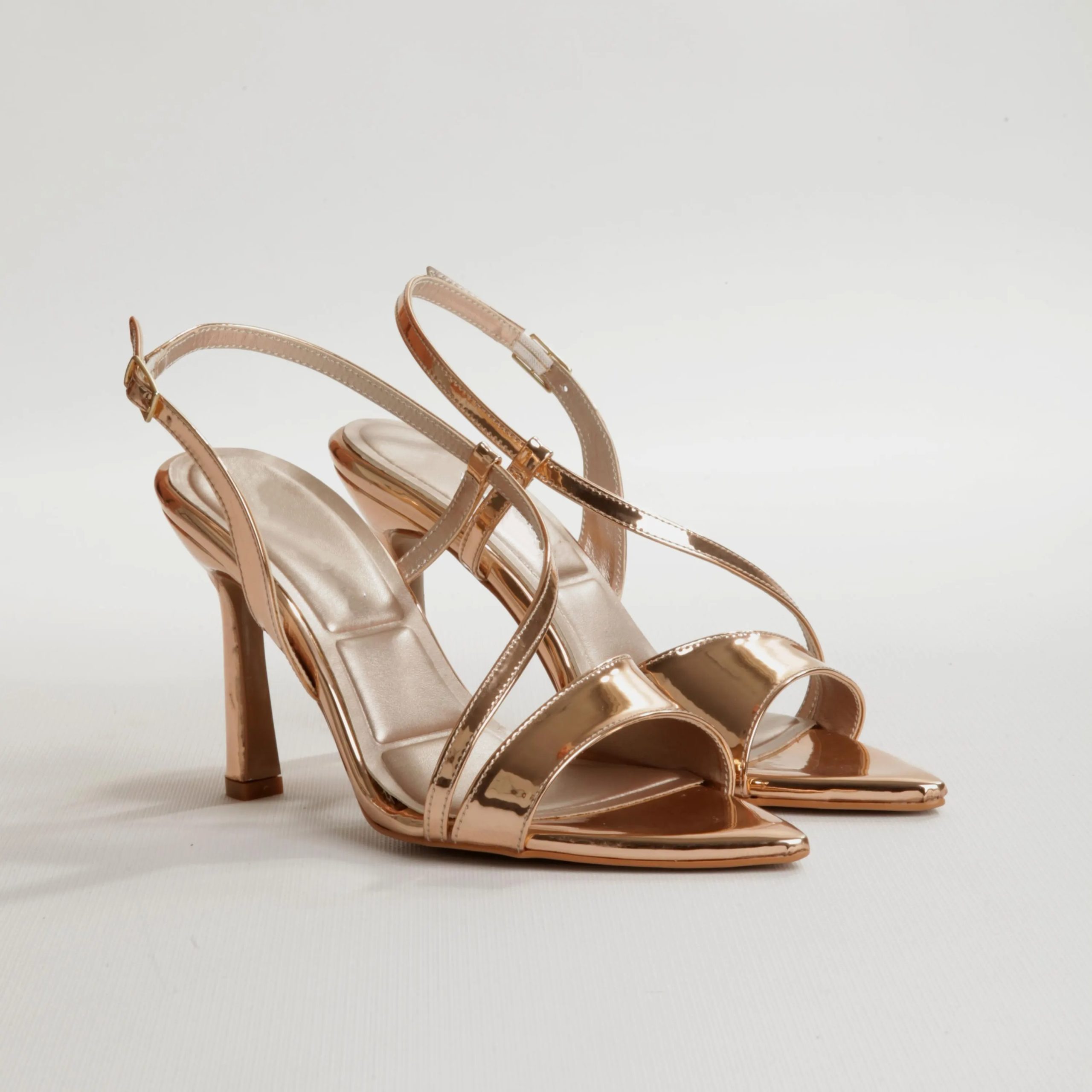 Whole Black Peppercorns